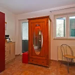 Kada 1571 * Pola