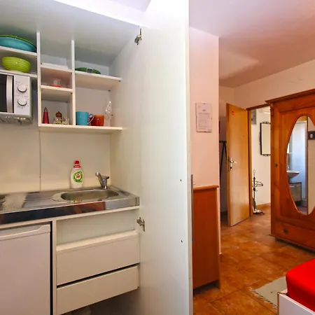 Kada 1571 Apartman *