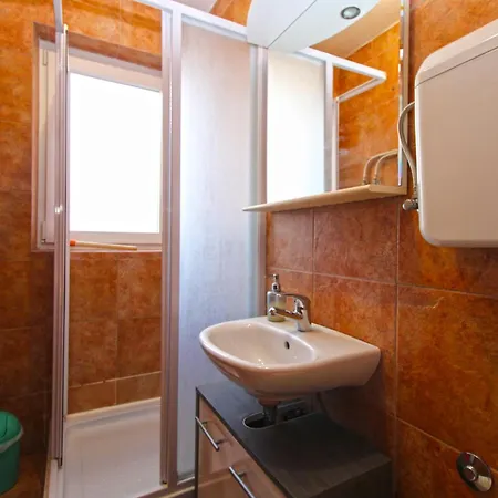 Apartman Kada 1571 *