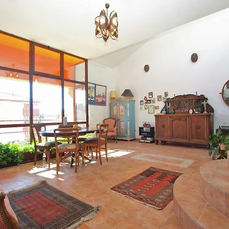 Kada 1571 Apartman *