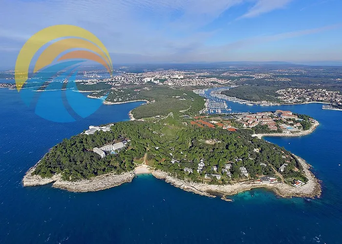 Kada 1571 아파트 풀라