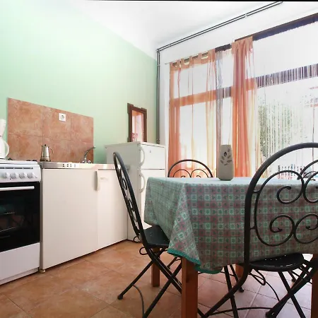 Kada 1571 Apartment