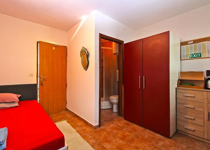 Kada 1571 Lejlighed Pula